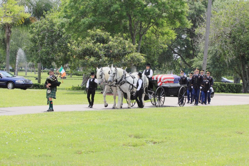 Hire The Florida Bagpiper Bagpiper in Sarasota, Florida
