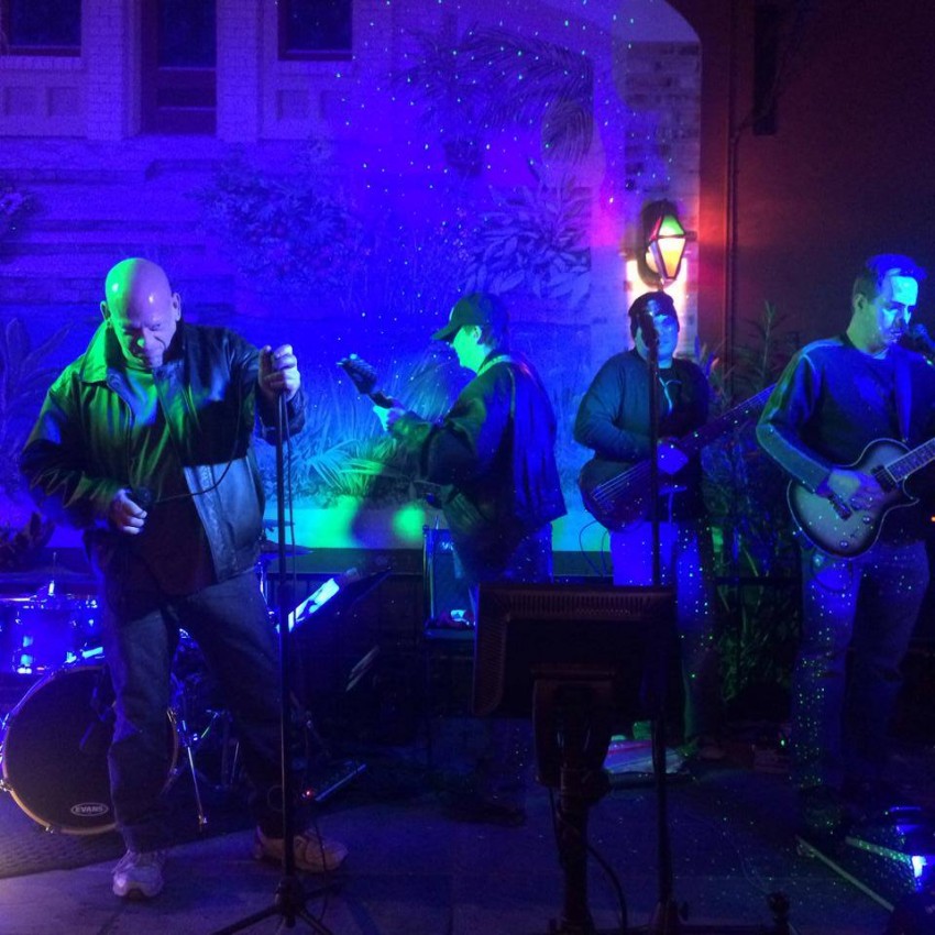 Hire The Machine (LiveBand Karaoke) Karaoke Band in San Antonio, Texas