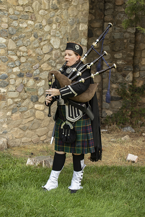 Hire Vera Hamilton Event Bagpiper Bagpiper in Orem, Utah