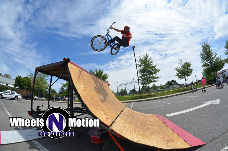 WheelsNMotion BMX Bicycle Stunt Shows Stunt Performer in ster