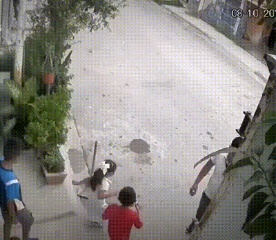 Quando faccio il guappo con un cintura nera (GIF Animata)