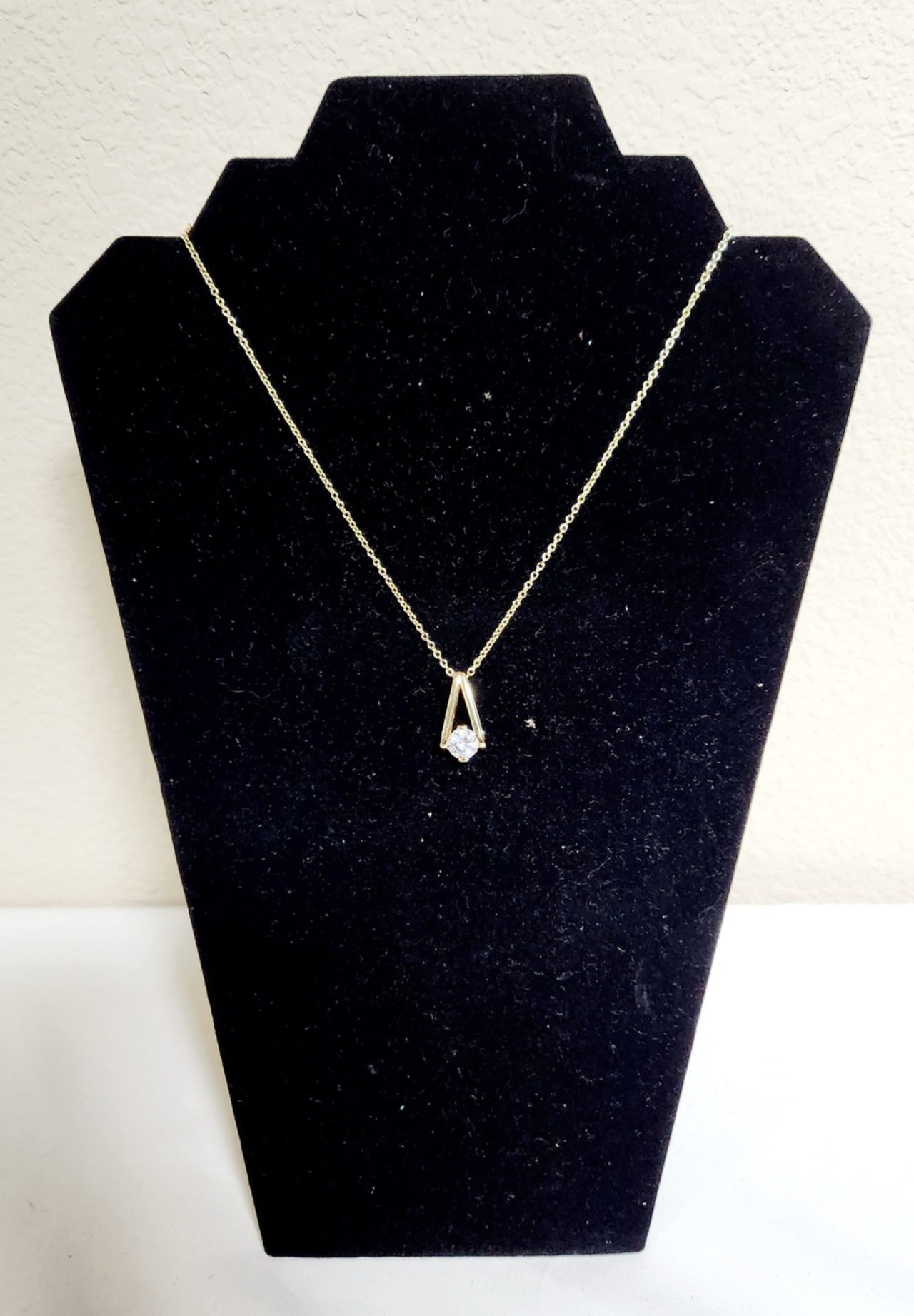 Uneek Things auction item image