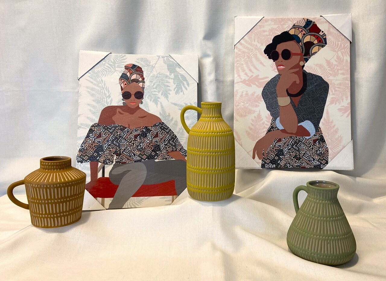 Wall Art with Coordinating Vases auction item image
