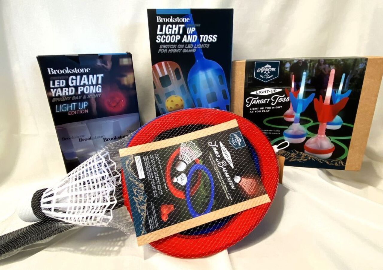 Outdoor Lawn Games Set auction item image