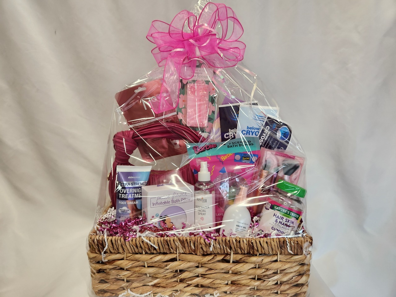 Gift Basket from Belowzero Cryo Spa auction item image
