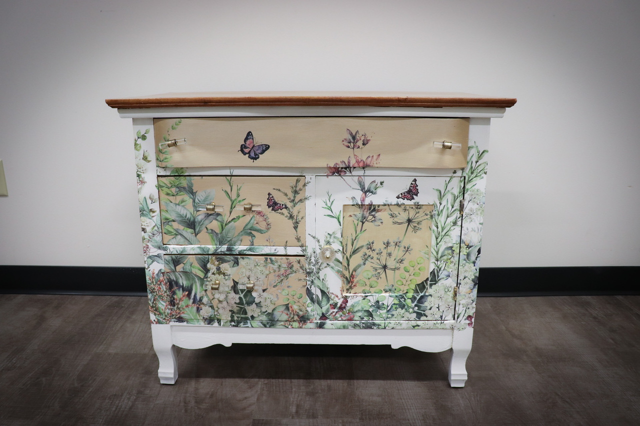 Scenic Buffet Cabinet auction item image