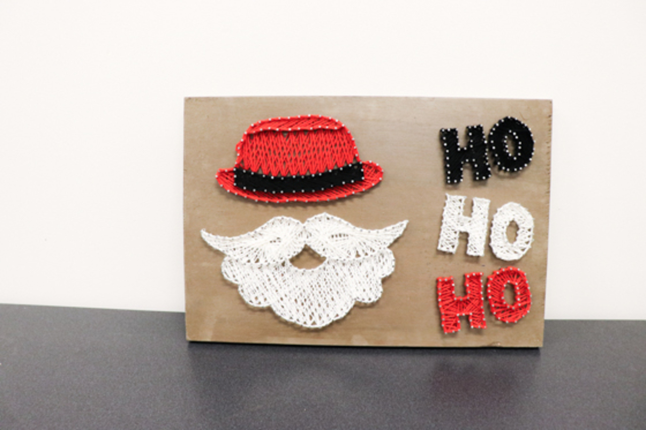 Ho Ho Ho Décor auction item image