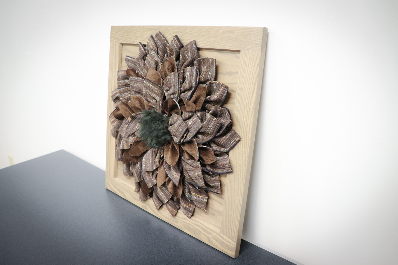 Floral Burst Fabric Décor (Light) auction item image