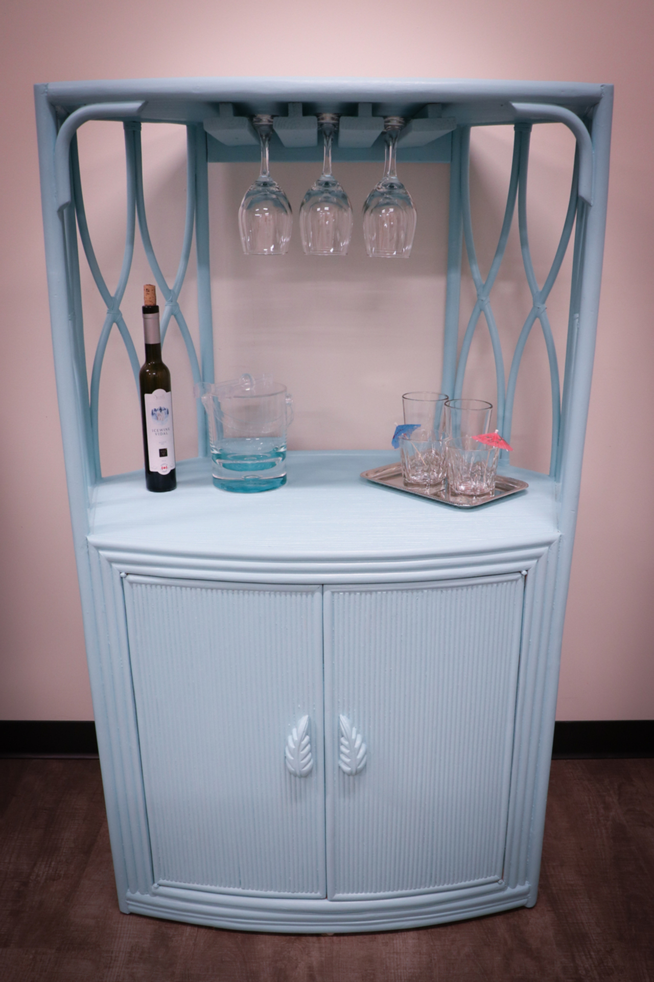 Tiki Bar auction item image