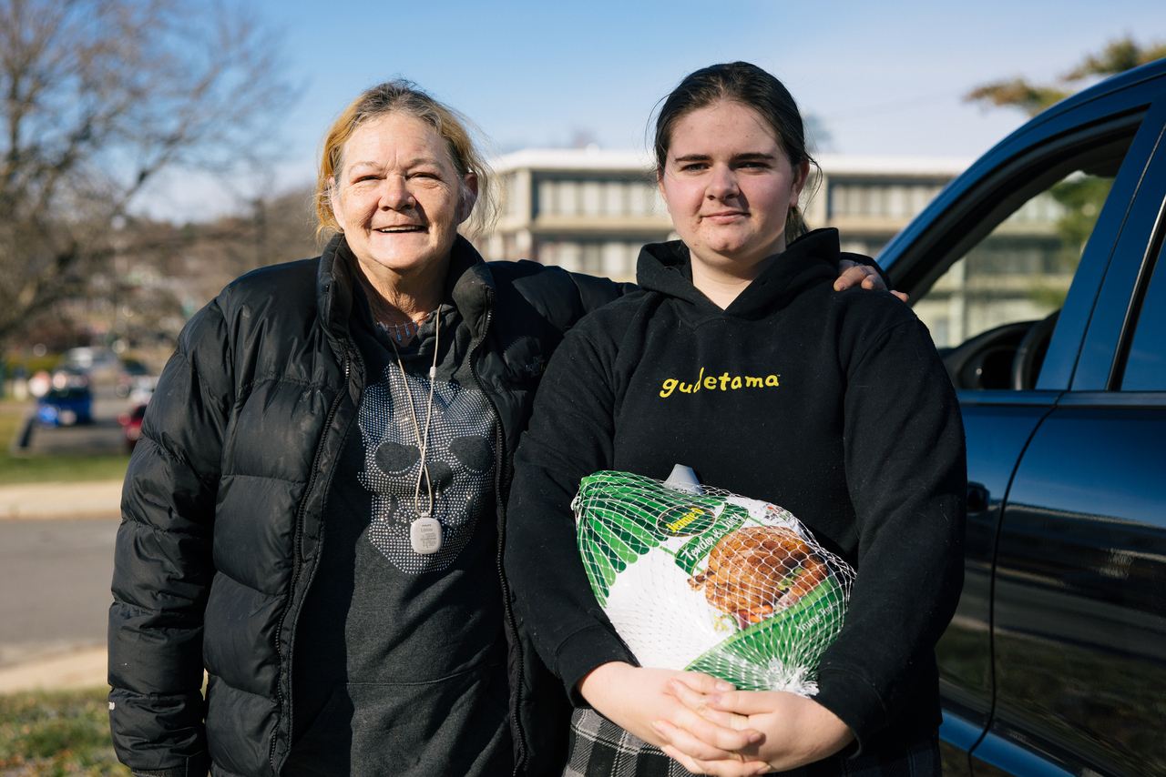 Help fill the gap left by suspended SNAP benefits logo