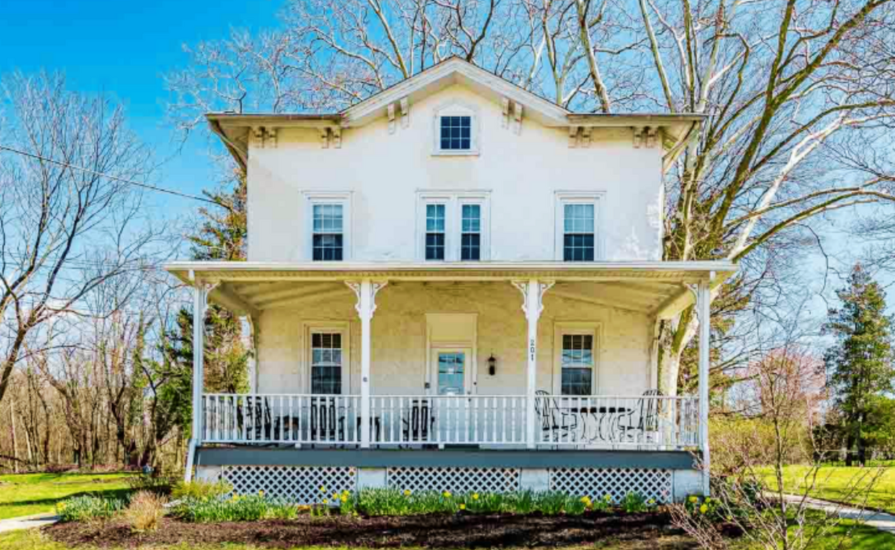 201 Starr St. Ribbon Cutting logo