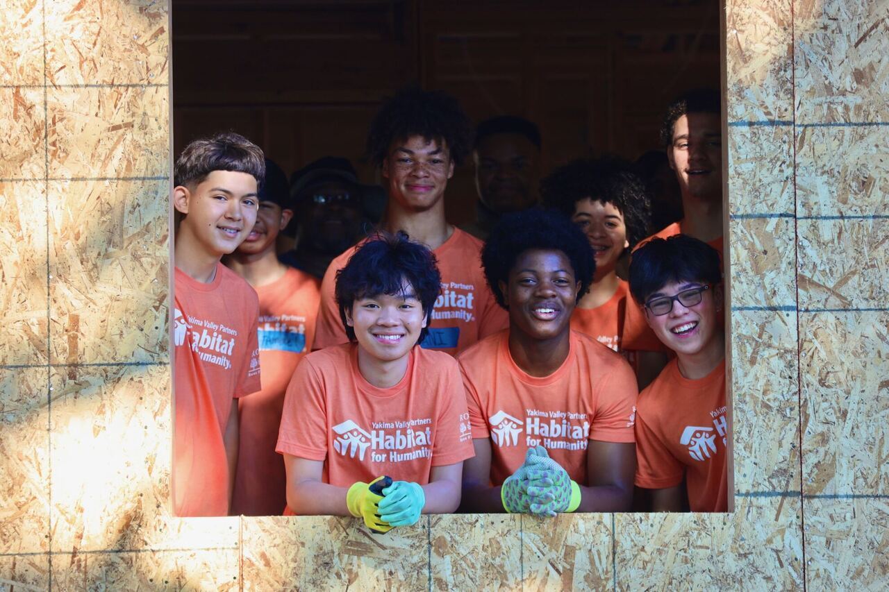 Build Camps 2027 logo