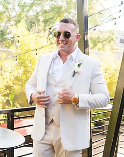 Eric Garza avatar