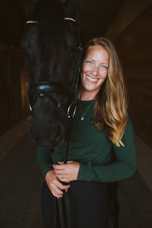 Leah Nelson avatar