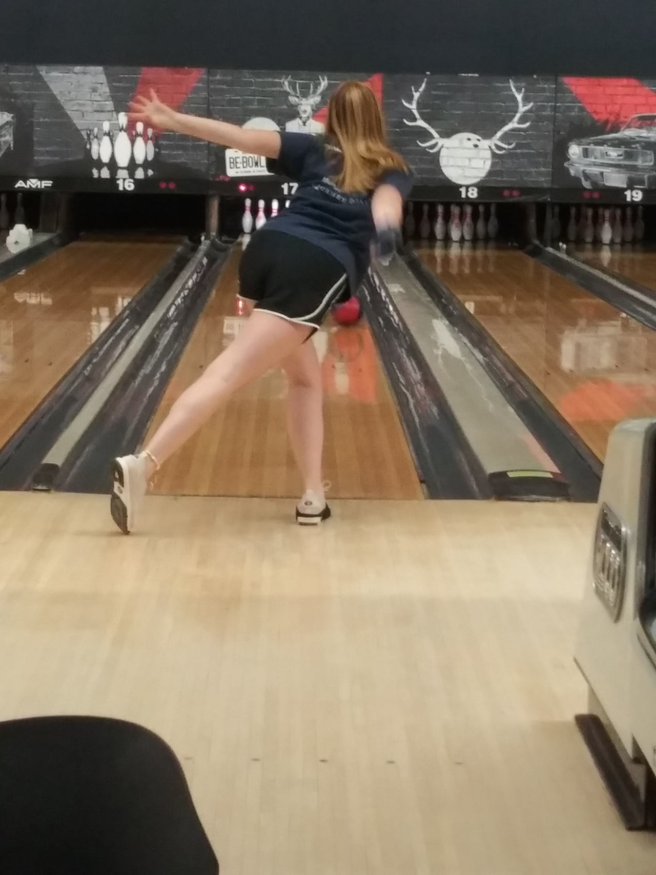 Spares Win Games logo