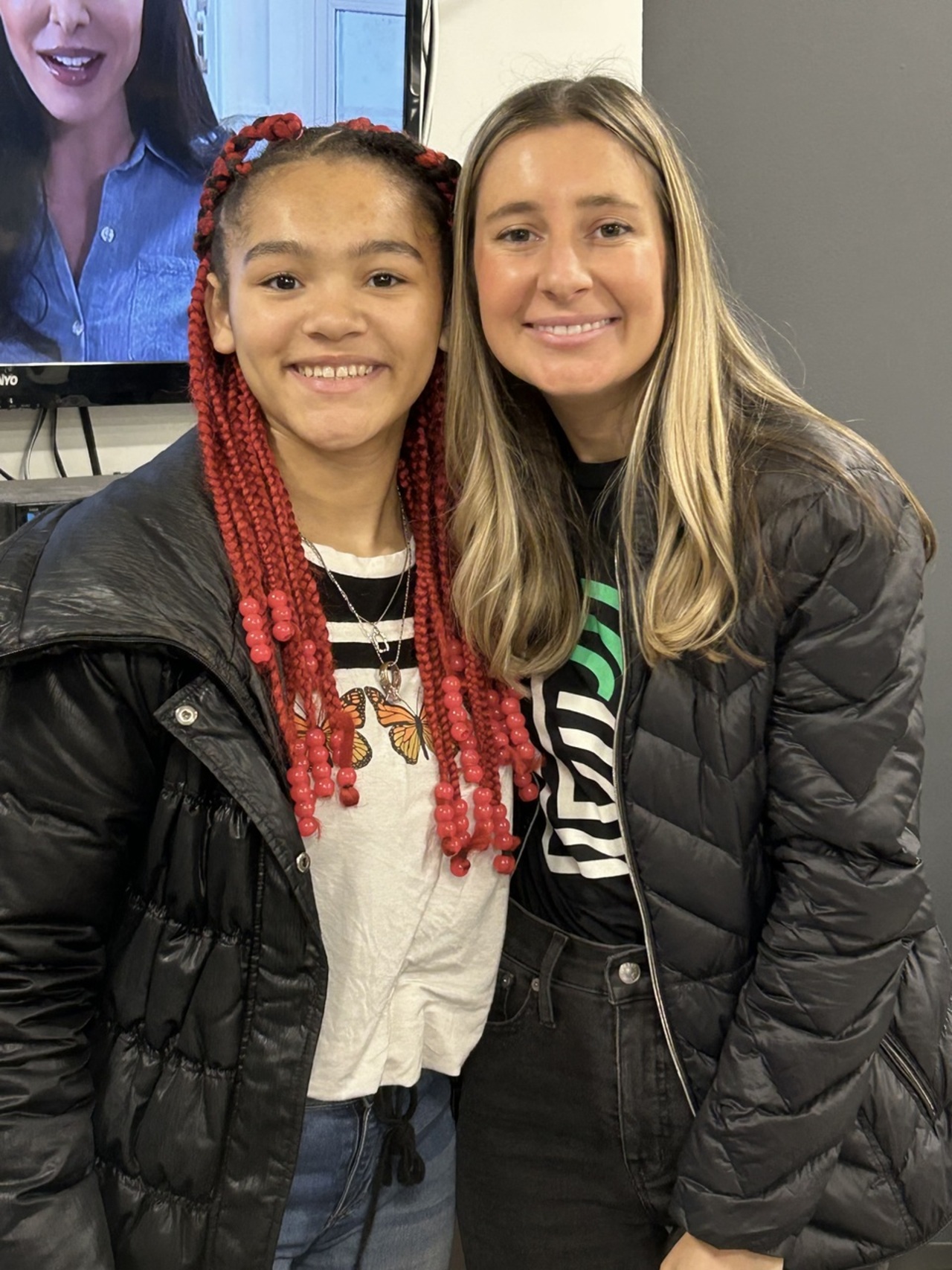 The IncrediBowls logo