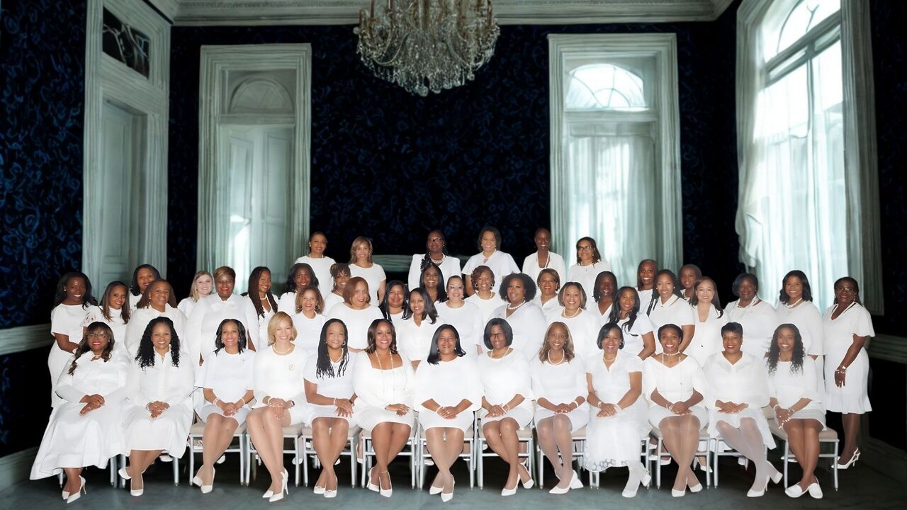 The Outstanding Oakland County Chapter logo