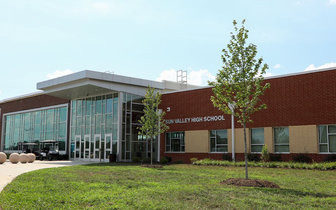 Sun Valley High School logo