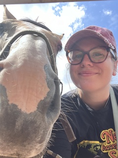 Claudia Davis avatar