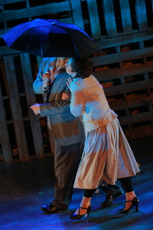 umbrella_couple.jpg