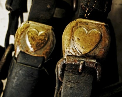 Hearts...antique_horse_harness....small.jpg