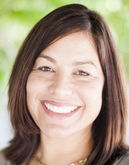 MariaWagnerHeadshotCROPPED2.JPG