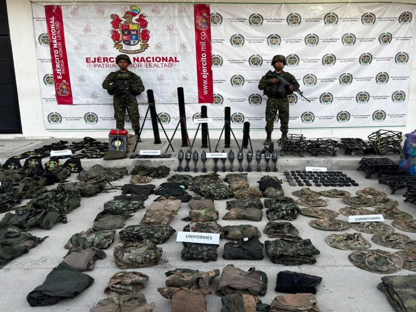 depósito ilegal con material de guerra