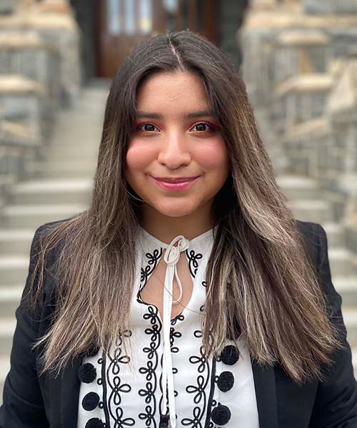 Mirka Sosa (C’23)