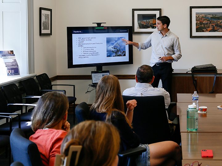 John Quattrochi presenting at the Global Health Security Seminar Series