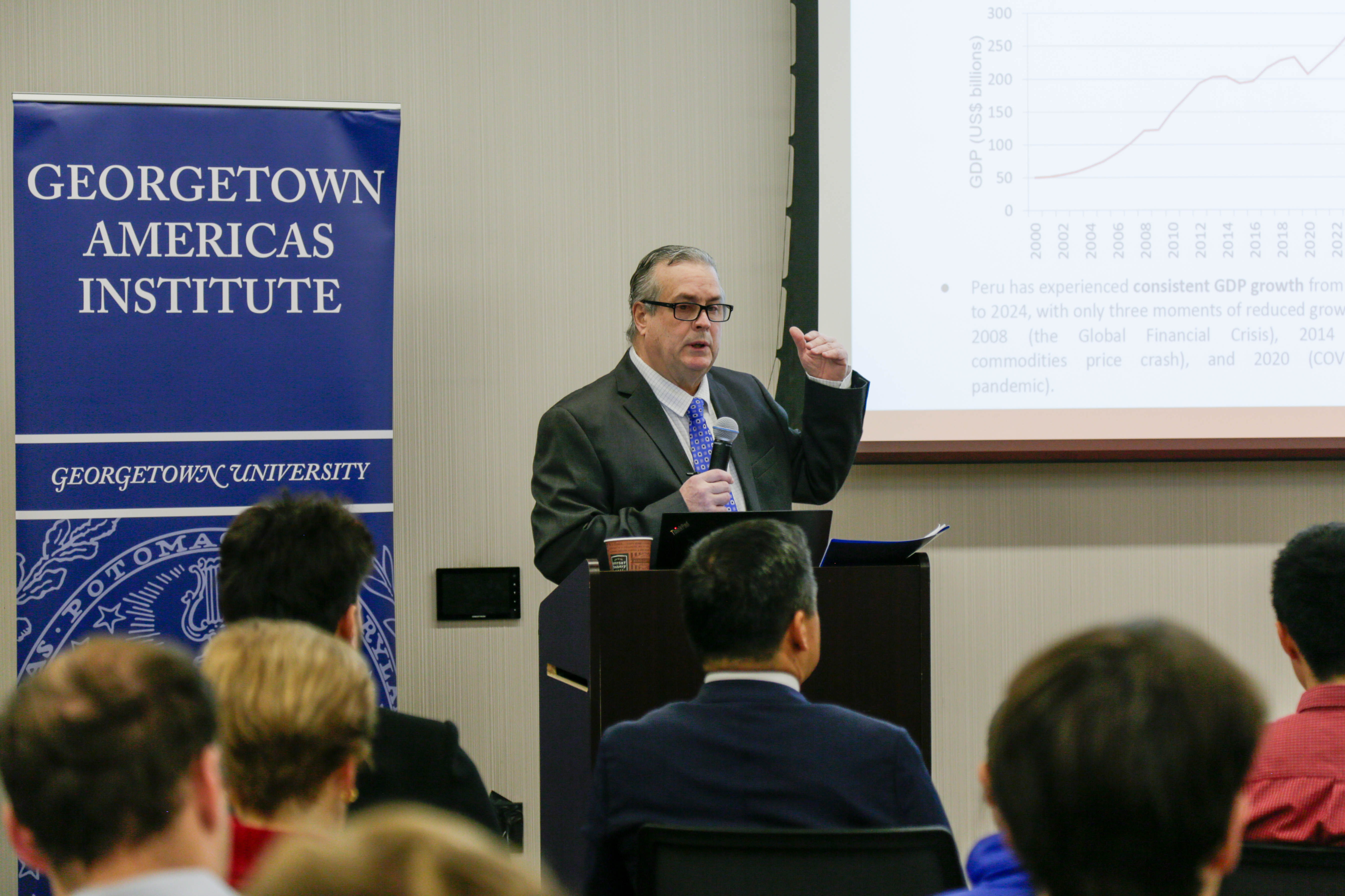El Embajador del Perú en Estados Unidos, Alfredo Ferrero, habla en la Universidad de Georgetown sobre la importancia estratégica del país y sus oportunidades de crecimiento