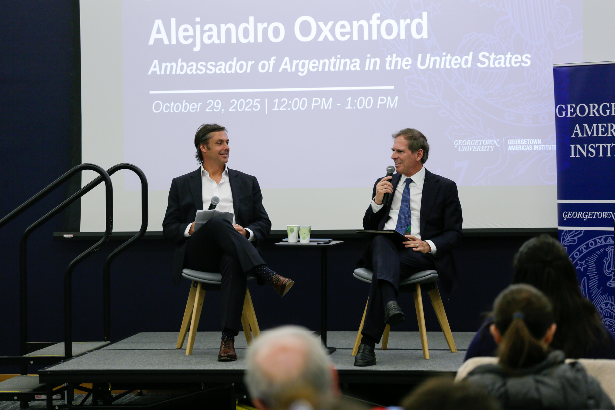 El embajador Oxenford y el embajador Duran