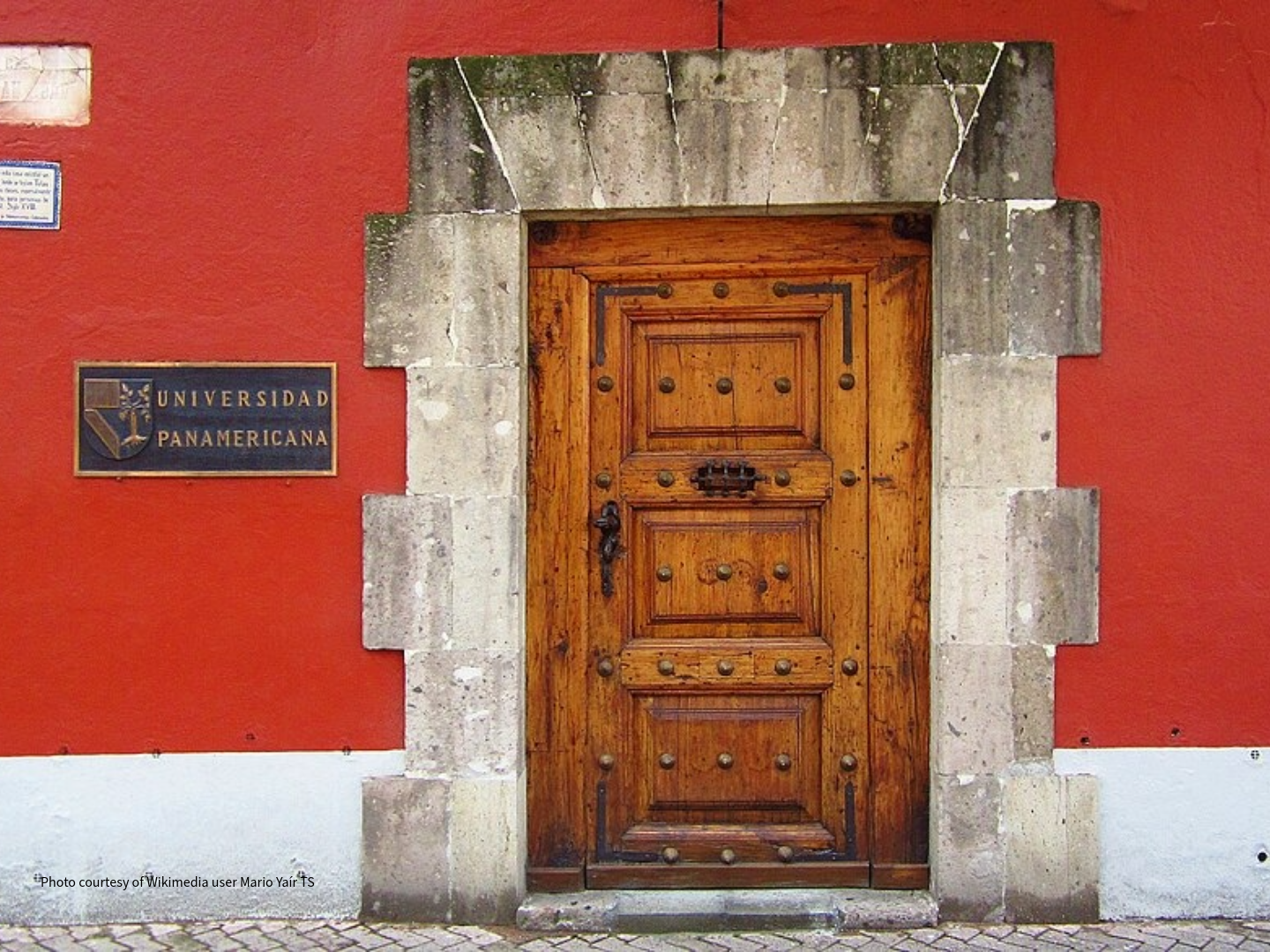 Door to the Universidad Panamericana