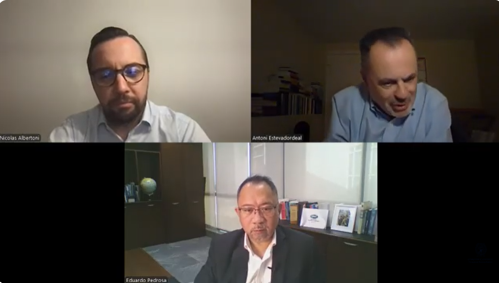 Nicolás Albertoni, Antoni Estevadeordal, and Eduardo Pedrosa discuss APEC