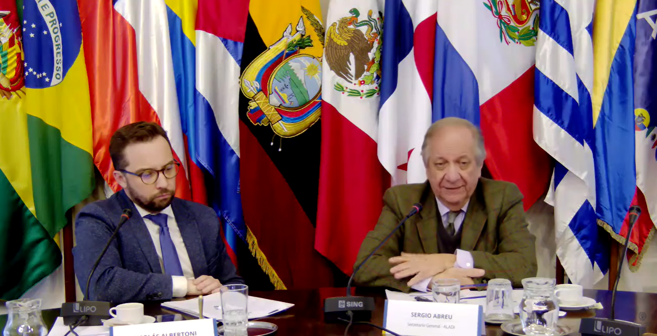 Nicolas Albertoni, Sergio Abreu