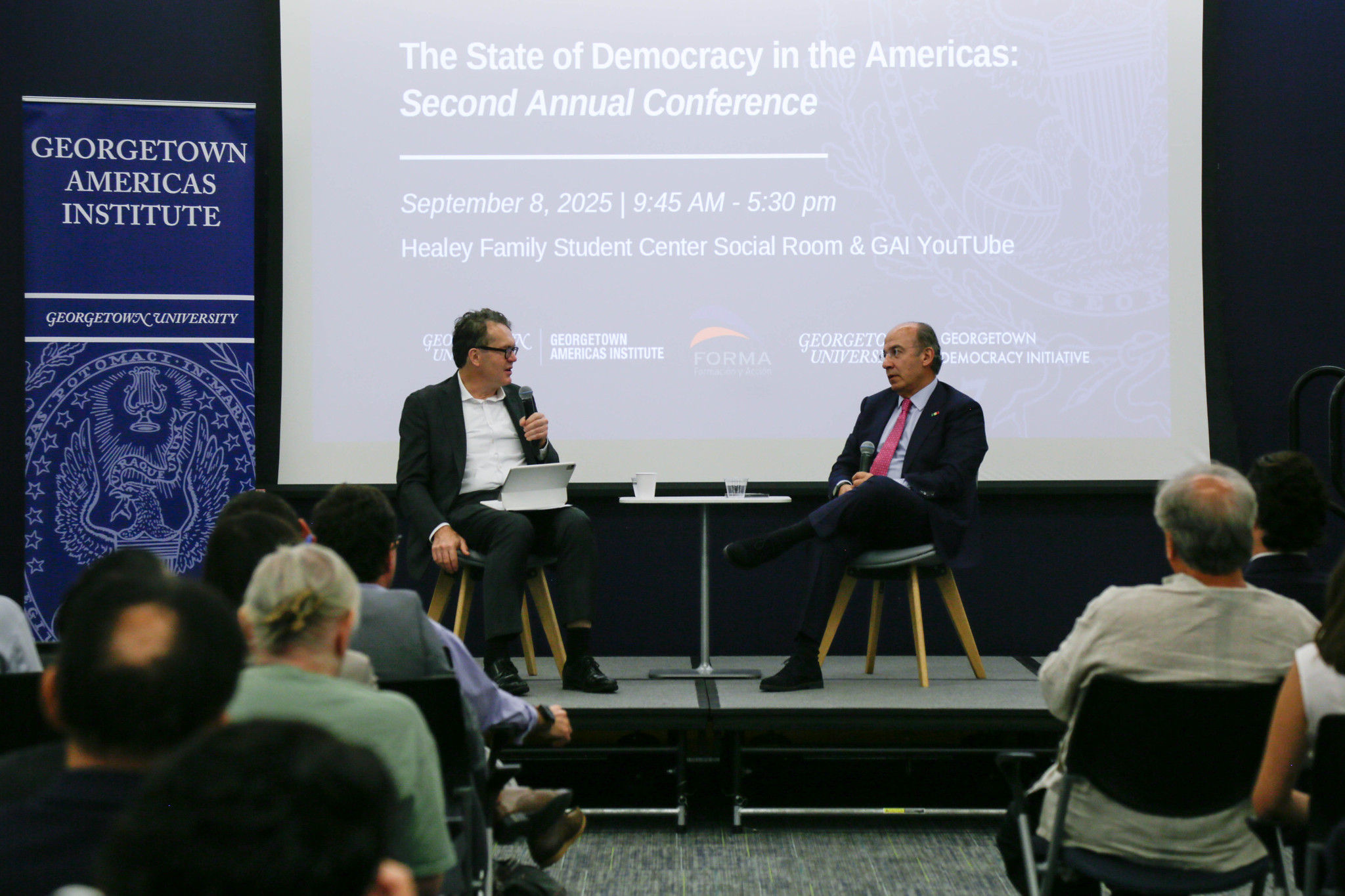 Former President of Mexico Felipe Calderón y Michael Scott