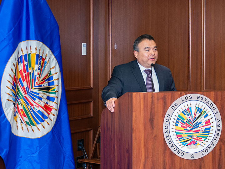 Ambassador Nestor Mendez, Assistant Secretary General of the OAS, at Georgetown University