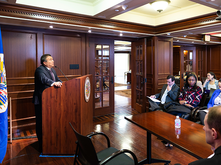 Ambassador Nestor Mendez speaks to the crowd