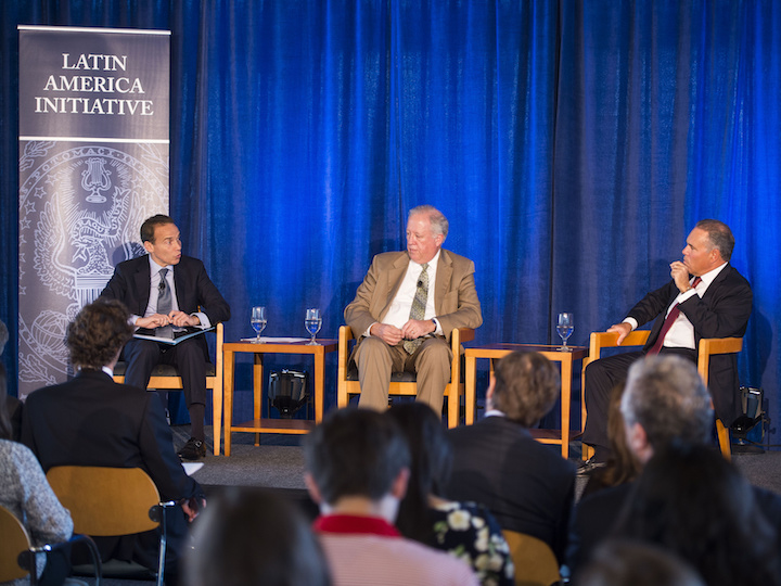 Panel sobre la iniciativa latinoamerica