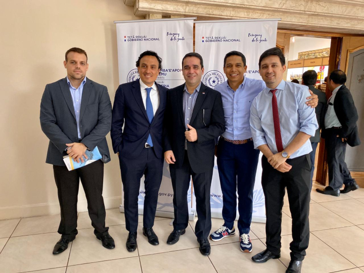 Daniel Escauriza, Agustin Pesce, Deninson Mendoza and Edgar Colman in Paraguay.
