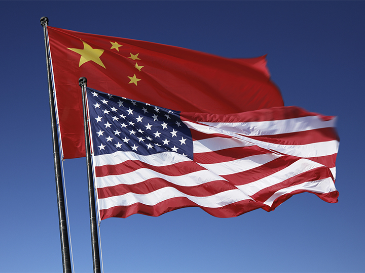 US and China flags