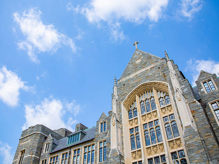 White-Gravenor hall at Georgetown University