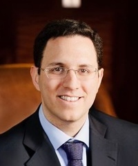 Ricardo Teran headshot