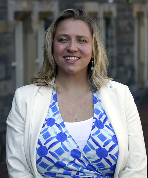 Michaela Becconsall headshot