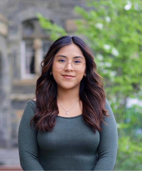 Suyay Ccari headshot