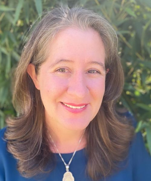 Amy Schaltegger Escoto headshot