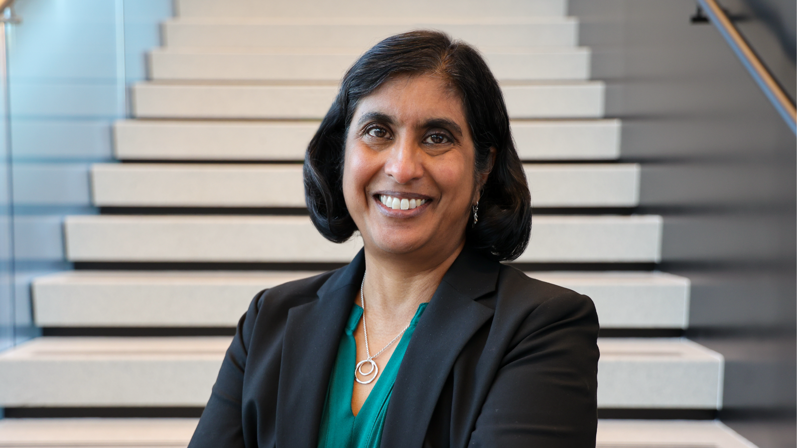 Nalini Anand headshot