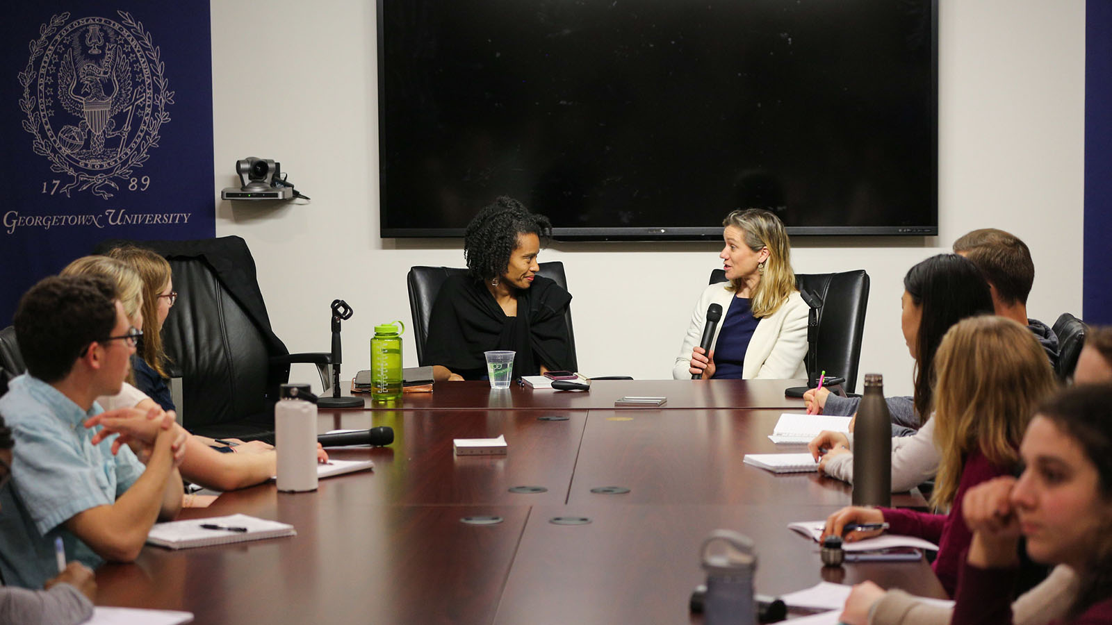 McKean leads a discussion on U.S. investments in global health for a class of Georgetown students, 2019.