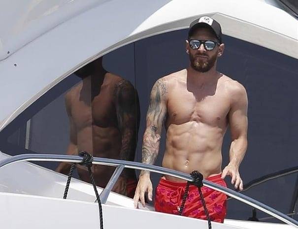 MESSI IBIZA