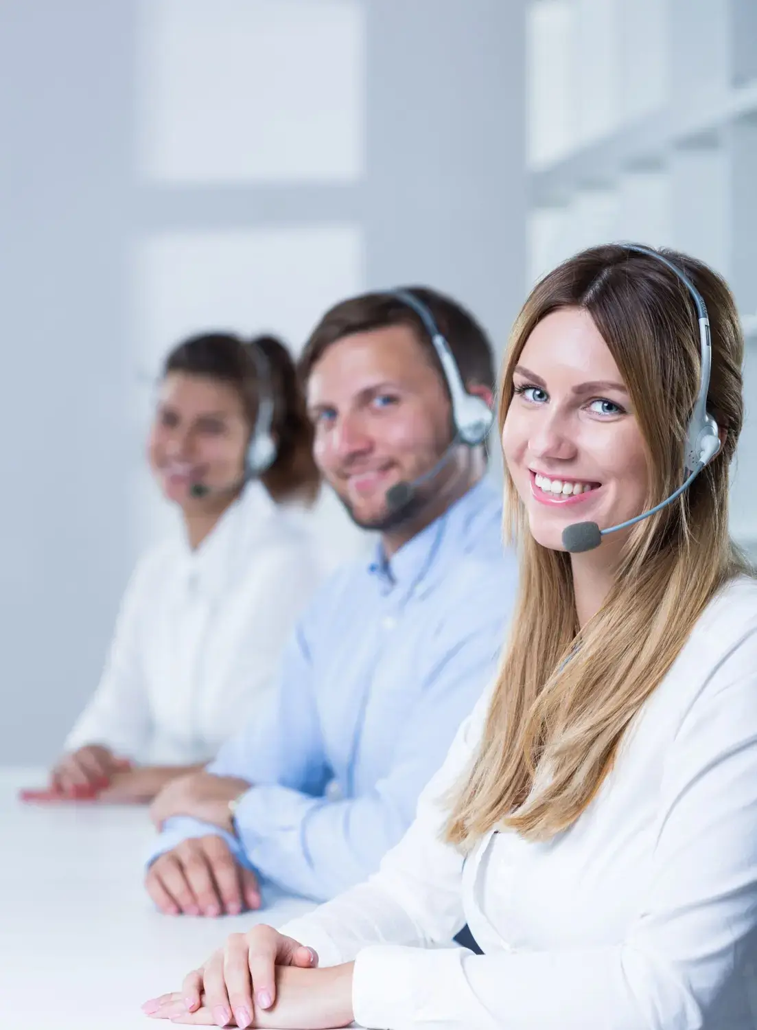 Cheerful team of bilingual virtual receptionists ready to assist.
