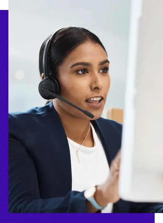 Bilingual Agent Answering Call